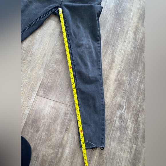 Extra High-Waisted Rockstar 360° Stretch Super Skinny Jeans 8R - Picture 5 of 9